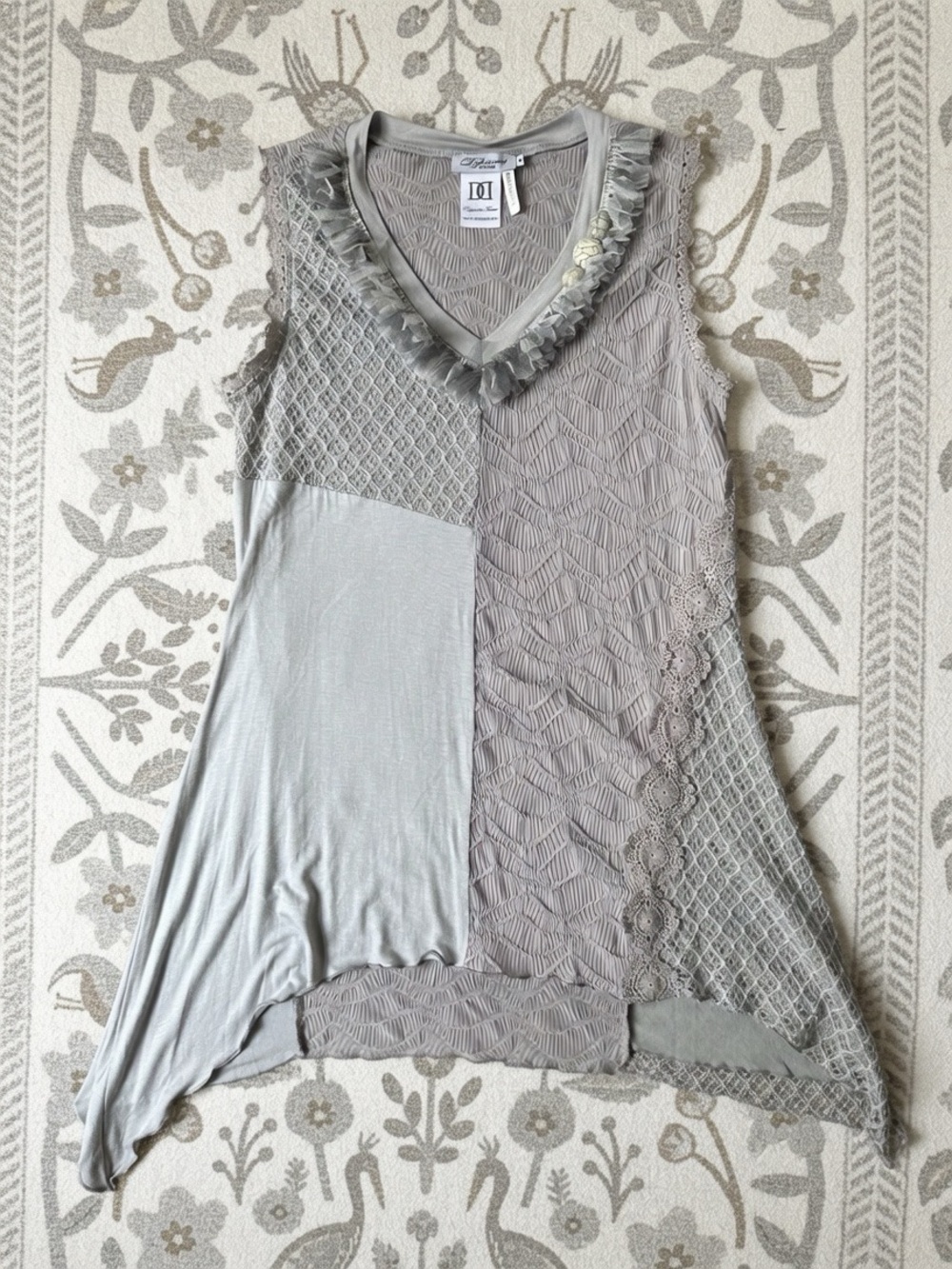 Dzhavael Couture Boho Lace Knit Mixed Media Tunic Top Sz M Ruffle Detail